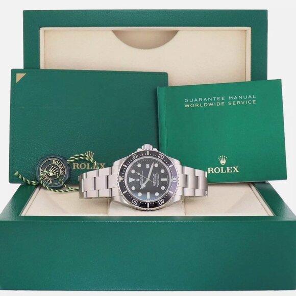 MINT Seadweller Rolex Black 40mm Watch New With Box - Picture 6 of 7